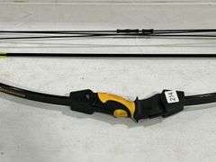 LIL' BANSHEE COMPOUND BOW WITH ARROW