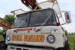1975 FORD TRUCK & BUCYRUS ERIE 22-W DRILL