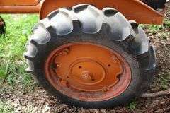 ALLIS CHALMERS B250 TRACTOR