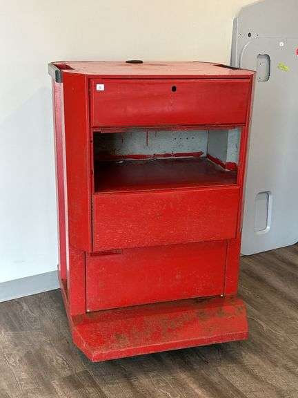 ROLLING TOOL CABINET 29"X24"X46"