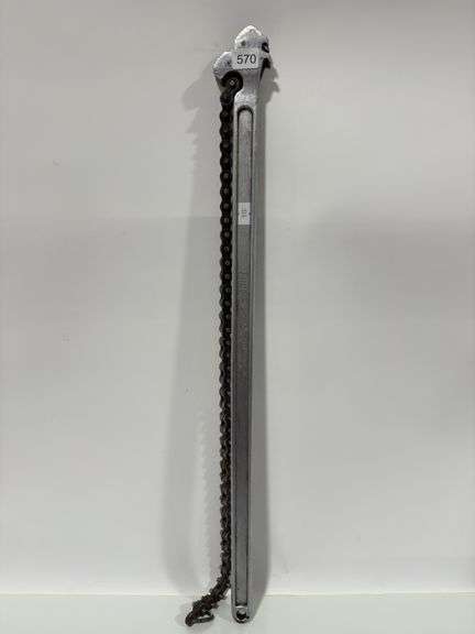 BLUE-POINT CHAIN WRENCH - Shackelton Auctions Inc.