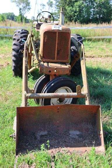 ALLIS-CHALMERS WD 45 ROW CROP TRACTOR WITH LOADER