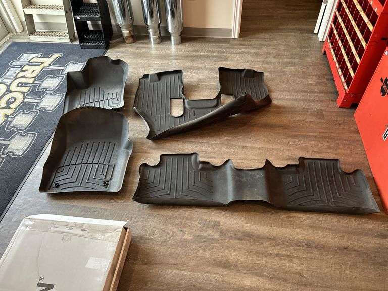 DODGE DURANGO WEATHERTECH FLOOR MATTS