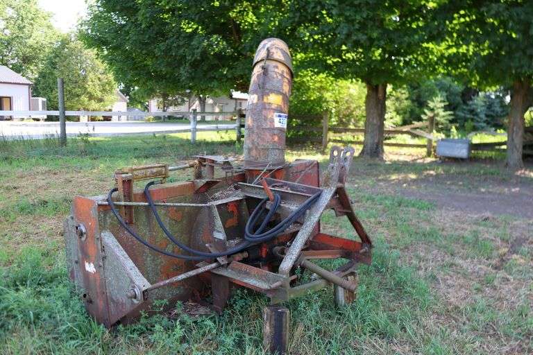 GOERGE WHITE DOUBLE AUGER 7' SNOWBLOWER