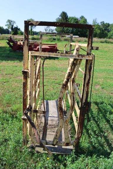 CATTLE SQUEEZE