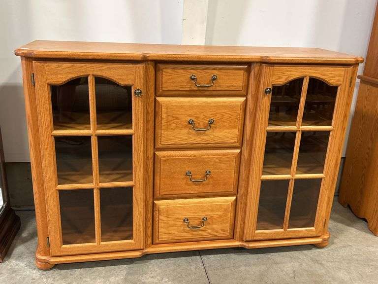 OAK SIDEBOARD WITH GLASS DOORS 60"X19"X40"