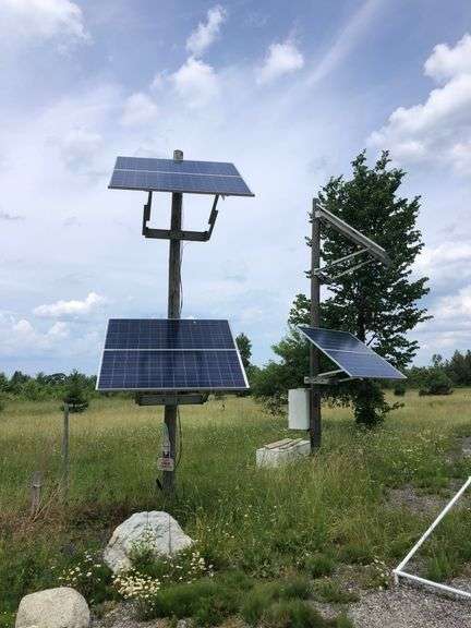 SOLAR PANELS & CONTROL PANEL
