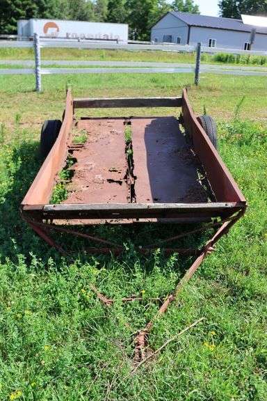 IH MANURE SPREADER