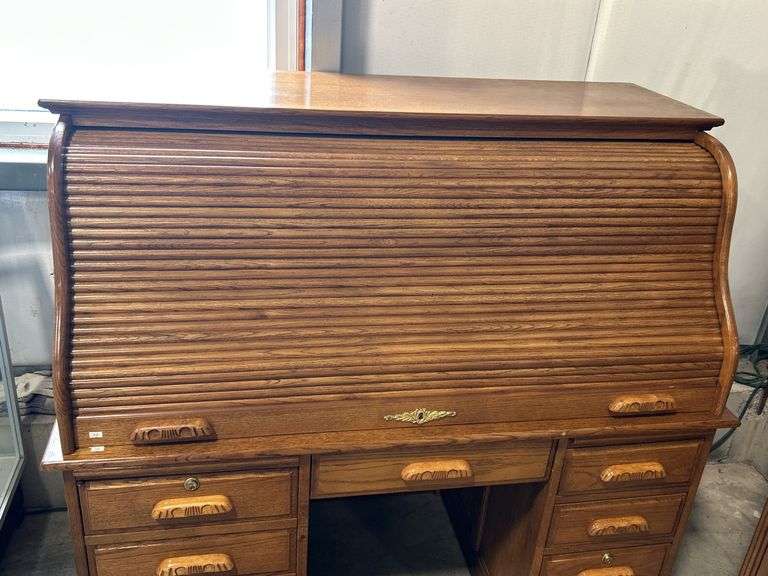OAK ROLL TOP DESK 54"X29"X52"