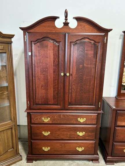 ARMOIRE 38"X18"X77"
