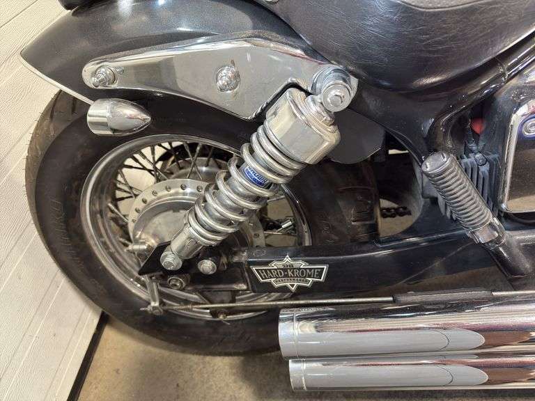 2001 HONDA SHADOW SPIRIT 750DC MOTORCYLCE - Shackelton Auctions Inc.