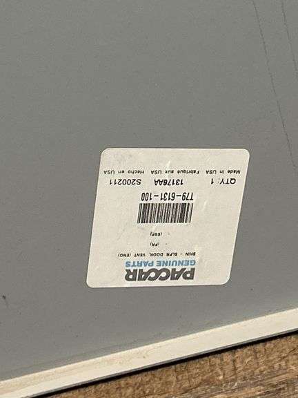 TRUCK DOOR PANELS FOR 379 PETERBILT