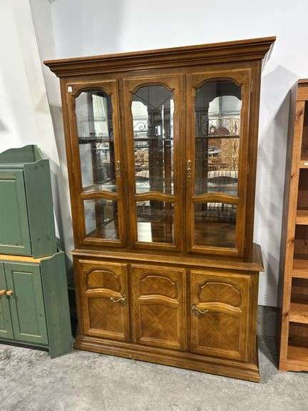 LIGHTED DISPLAY HUTCH WITH TWO GLASS SHELVES 51"X17"X80"