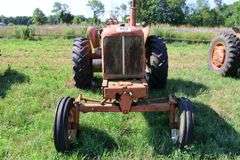 ALLIS-CHALMERS WD 45 TRACTOR