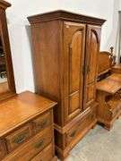 KROEHLER SIX PIECE QUEEN BEDROOM SET
