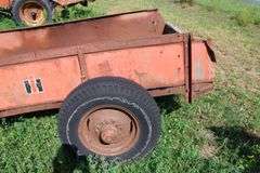 IH MANURE SPREADER