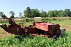 IH 430 SMALL SQUARE BLAER WITH #10 THROWER