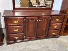 MIRRORED DRESSER 65"X18"X91"