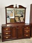 MIRRORED DRESSER 65"X18"X91"