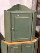 PAINTED UPPER AND LOWER CORNER CABINETS