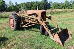 ALLIS-CHALMERS WD 45 ROW CROP TRACTOR WITH LOADER