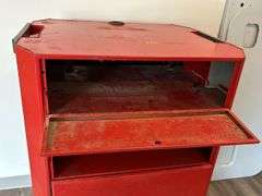 ROLLING TOOL CABINET 29"X24"X46"