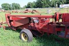 NEW HOLLAND 273 SMALL SQUARE BALER WITH 54A THROWER