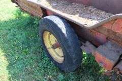 NEW HOLLAND MANURE SPREADER