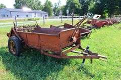 GEORGE WHITE MANURE SPREADER