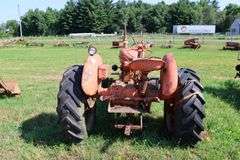 ALLIS-CHALMERS WD 45 TRACTOR