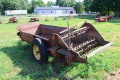 NEW HOLLAND MANURE SPREADER