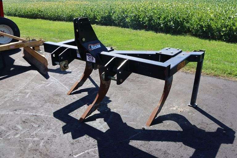 BISON SB 5/3 3PTH 3 PRONG SUBSOILER