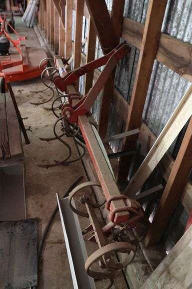 3 PTH TOOLBAR 2 ROW CULTIVATOR - Shackelton Auctions Inc.