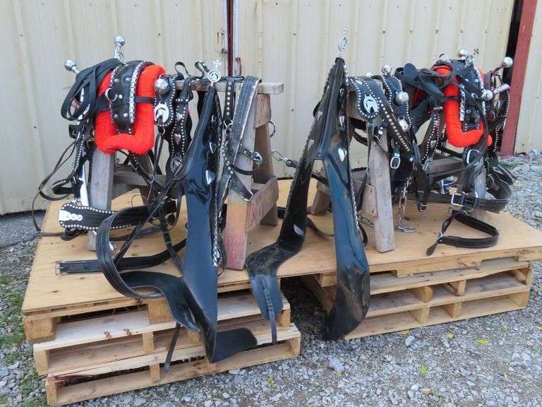 GROUP OF HEAVY HORSE PARADE HARNESSES FOR 2 HORSE TEAM
