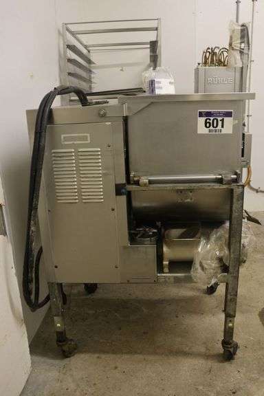 HOLLYMATIC 180 INDUSTRIAL MEAT GRINDER