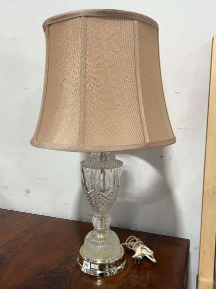 GLASS TABLE LAMP - 26"