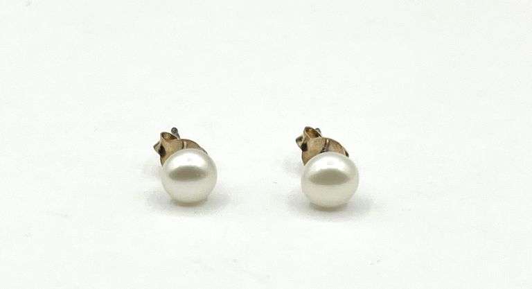 STERLING SILVER FRESHWATER PEARL EARRINGS