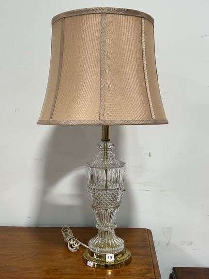 GLASS TABLE LAMP - 29"
