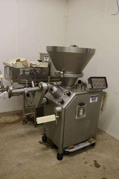 VEMAG ROBOT 500 INDUSTRIAL SAUSAGE STUFFER