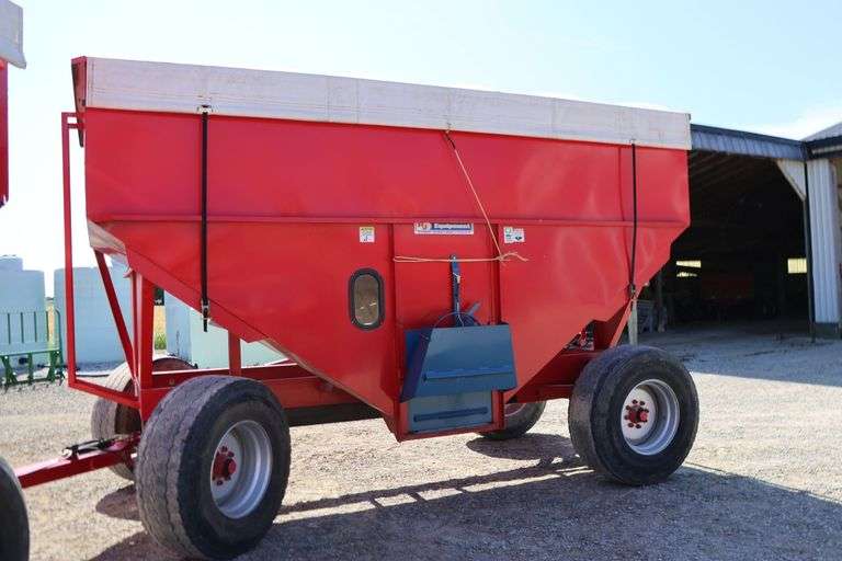 RJ 500 GRAVITY BOX & WAGON