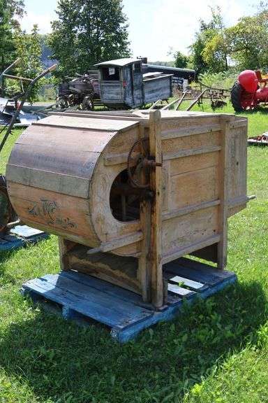 M C TAGGART FANNING MILL