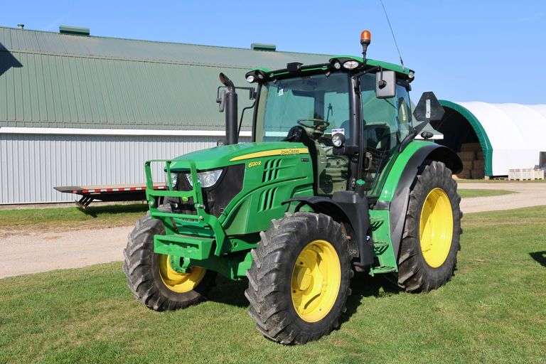 JOHN DEERE 6120R MFWD TRACTOR