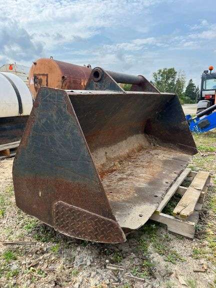 BOBCAT 80" MATERIAL  BUCKET