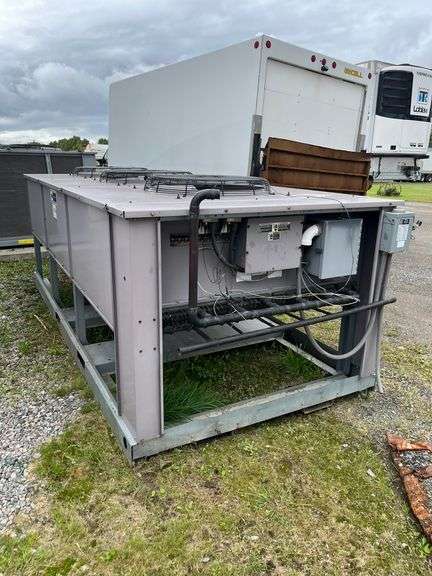 CARRIER CONDENSING UNIT