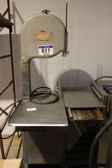 GLOBE INDUSTRIAL MEAT BANDSAW