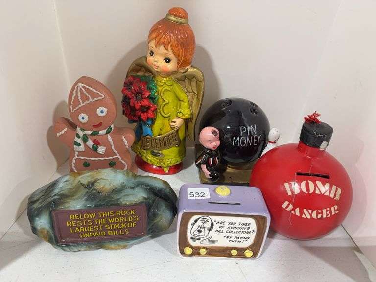 GROUP OF ASSORTED CERAMIC AND CHALKWARE COIN BANKS - Shackelton ...