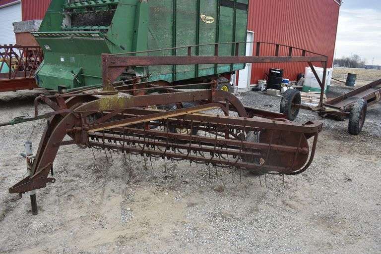 Booth Side Rake SIDE RAKE WITH DOUBLE HITCH **LOCATED at 2913 COURTRIGHT LINE, BRIGDEN ...