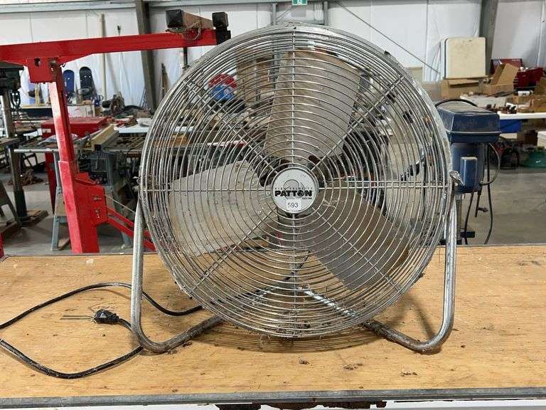PATTON 22" FAN - Shackelton Auctions Inc.