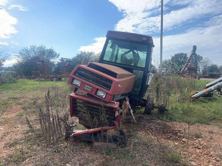Case International 2394 Cab Tractor