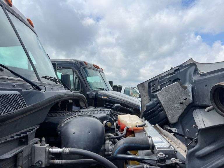 2017 Freightliner S/A Daycab Truck *INOP